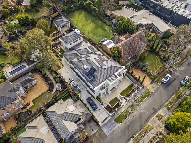 Full landscape with pool and stone paving, Balwyn North VIC | MEG Outdoor